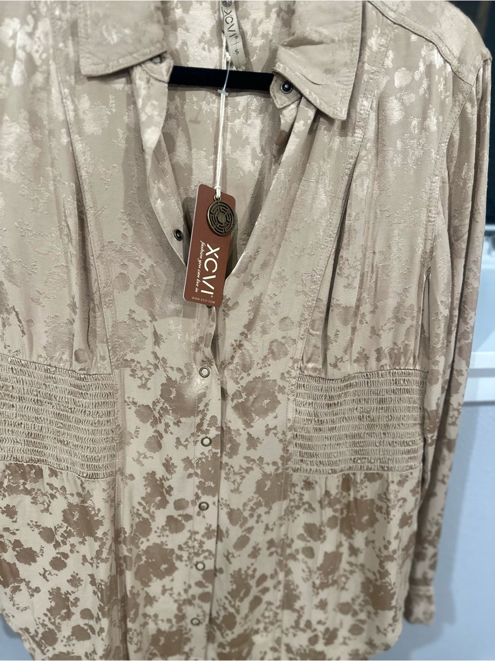 XCVI Neutral Floral-Textured Button Front Blouse